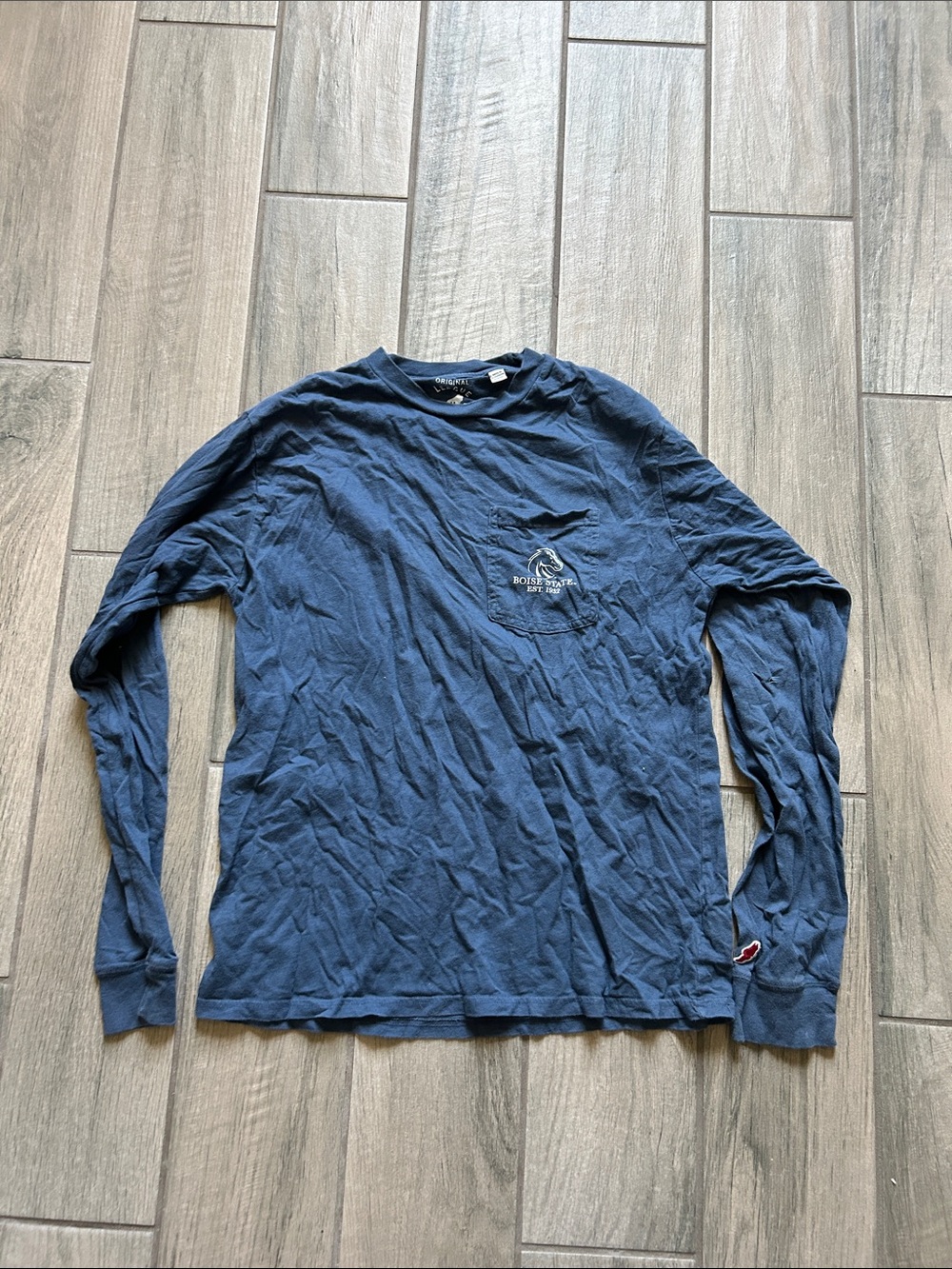 League Boise state Navy Long-Sleeve Pocket Tee